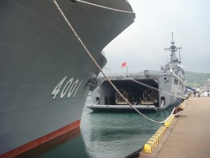 輸送艦 おおすみ・くにさき (2)