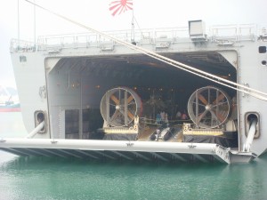 輸送艦 おおすみ・くにさき (3)