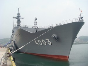 輸送艦 おおすみ・くにさき (64)