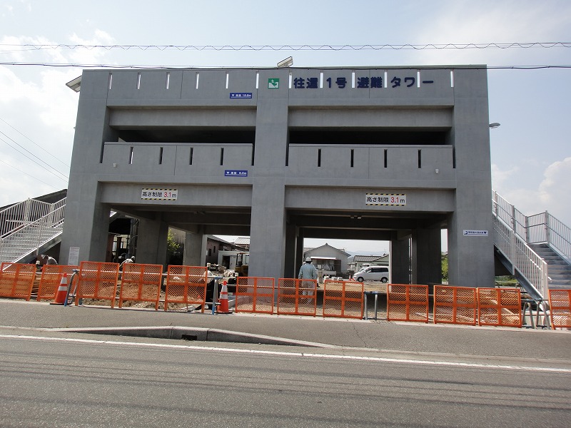 津波避難タワー (1)