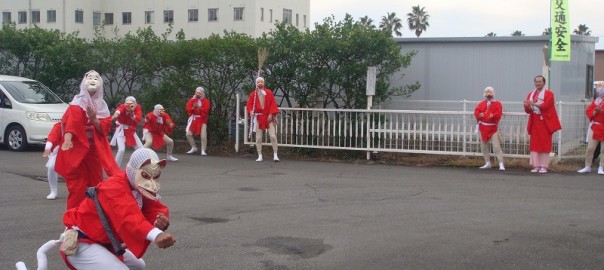 ひょっとこ踊り １1０２(1)